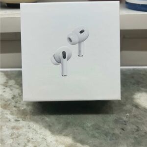 Apple AirPods Pro 2nd Gen with MagSafe USB-C
